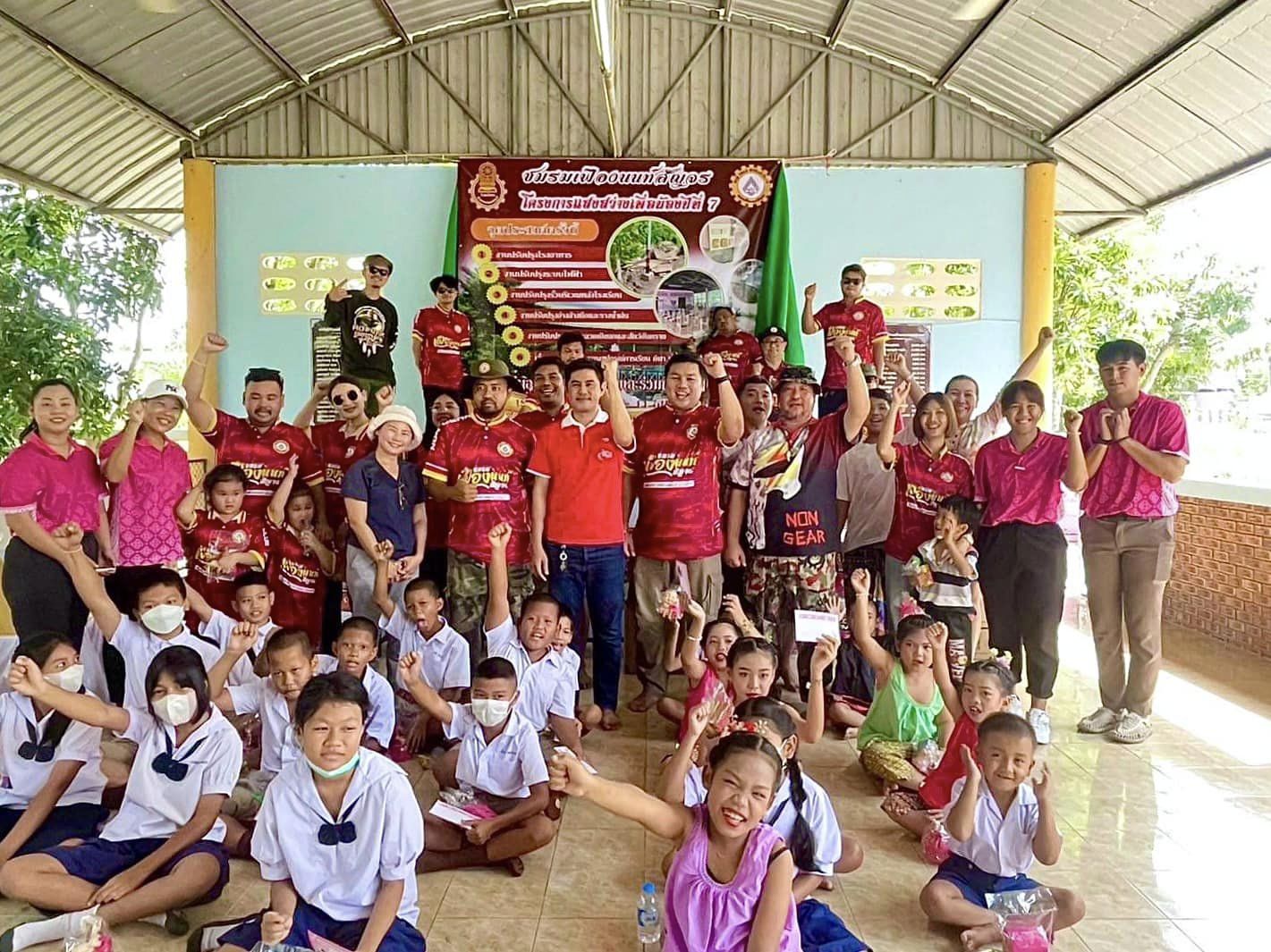 สีวูดเทคมีความยินดีที่ได้มีส่วนร่วมในการสนับสนุนผลิตภัณฑ์สีจากทางบริษัทฯ ให้กับกิจกรรมดีๆจาก โครงการแสงสว่างเพื่อน้องปีที่ ๗ 